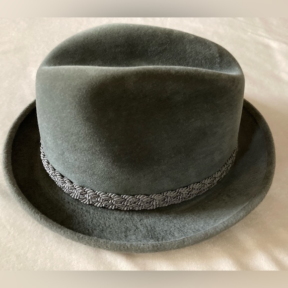 Gray velour vintage Stetson Sovereign Fedora Hat, like-new condition. - Picture 6 of 16